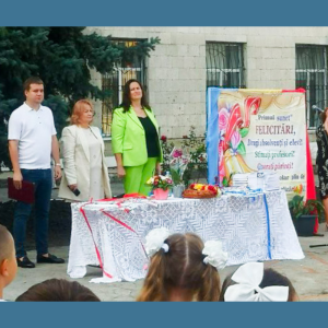 Careul primului sunet la Gimnaziul ”Adrian Păunescu” din sectorul Centru